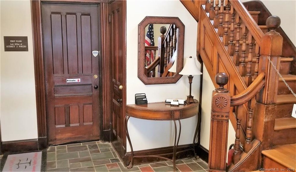 More Photos Of 27 Holmes Ave, Waterbury Office For Lease