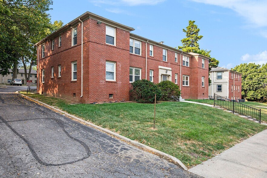 More Photos Of 120 W Elizabeth St, Independence Apartments For Sale