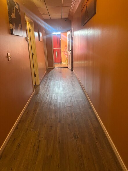 More Photos Of 2911-2941 E 3300 S, Salt Lake City Unknown For Lease