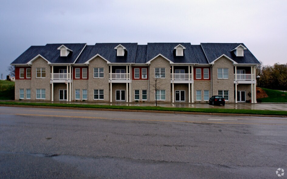 Primary Photo Of 3432 W Truman Blvd, Jefferson City Office For Sale