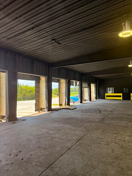 More Photos Of 5601 IN-32, Crawfordsville Truck Terminal For Lease