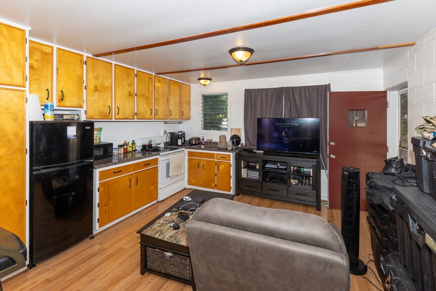 More Photos Of 231 Lehua St, Wahiawa Multifamily For Sale