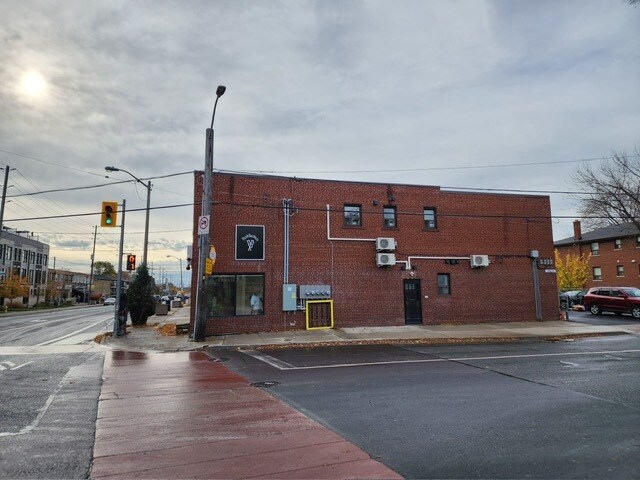 Primary Photo Of 434 Royal York Rd, Toronto Storefront Retail Residential For Lease