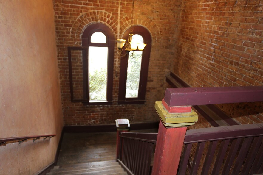 More Photos Of 3485 University Ave, Riverside Office For Lease