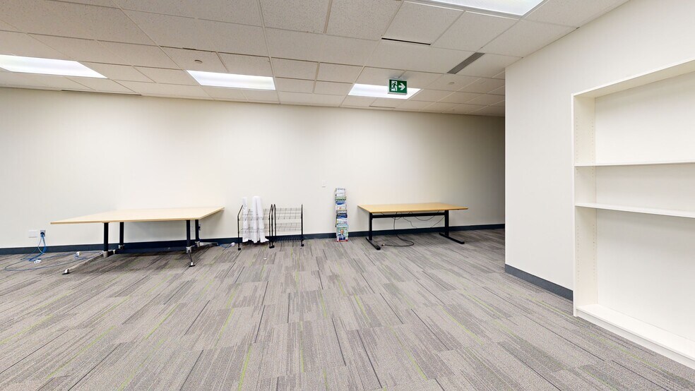 Primary Photo Of 5500 N Service Rd, Burlington Office For Lease