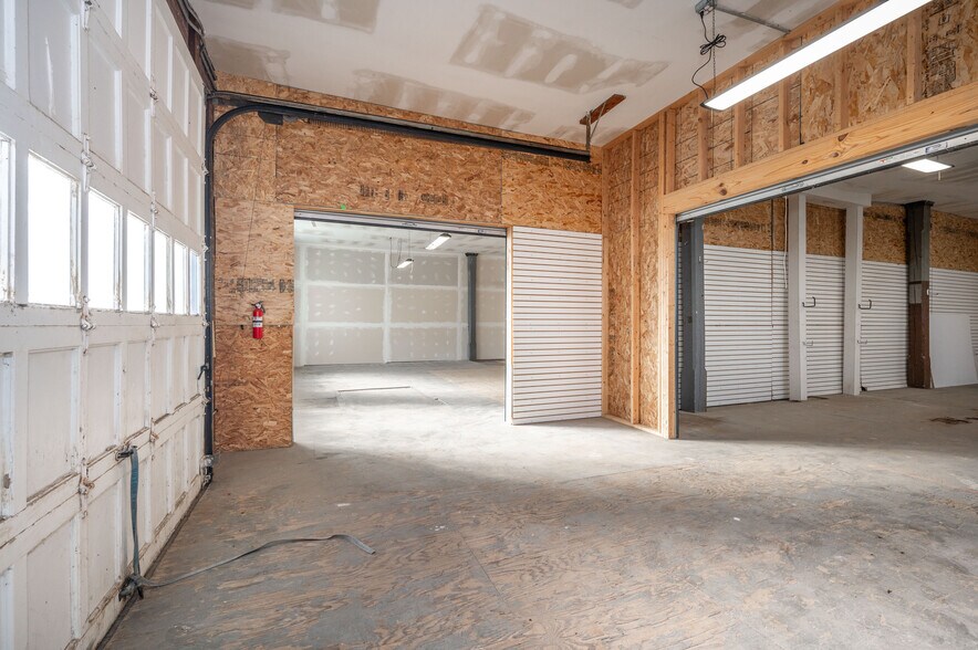 More Photos Of 1514 Kinney Ave, Cincinnati Warehouse For Sale