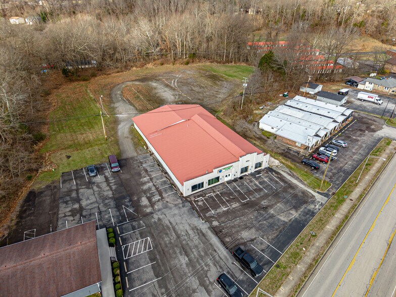 More Photos Of 1165 N Wilson Rd, Radcliff Freestanding For Lease