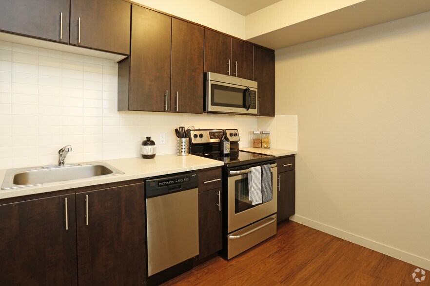 More Photos Of 4419-4439 NE Fremont St, Portland Apartments For Sale