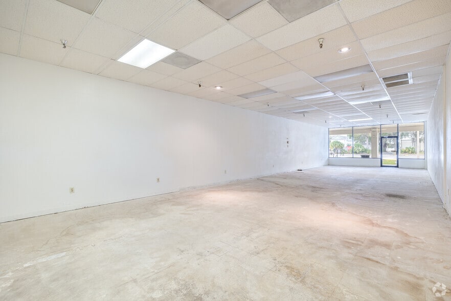 More Photos Of 5566 Fort Caroline Rd, Jacksonville Unknown For Lease