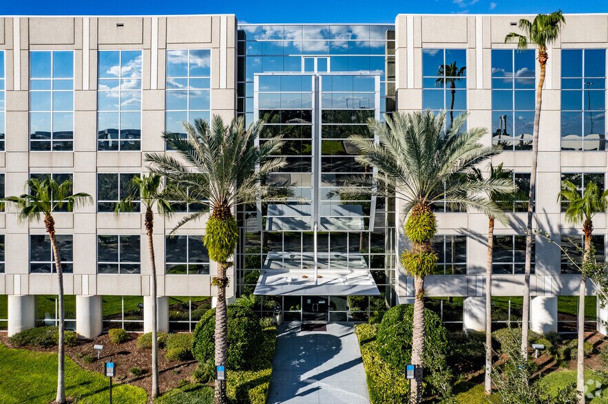 More Photos Of 300 International Pky, Heathrow Unknown For Lease