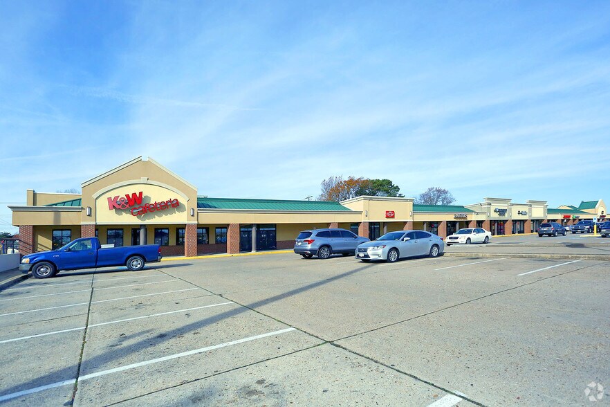 More Photos Of 7525 Tidewater Dr, Norfolk Freestanding For Lease