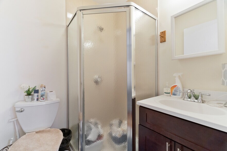 More Photos Of 71-79 Wood Ave, Bridgeport Storefront Retail Residential For Sale