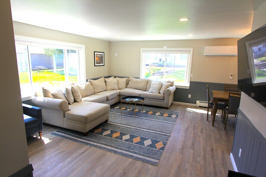 More Photos Of 2375 Maple Dr, Sister Bay Multifamily For Sale