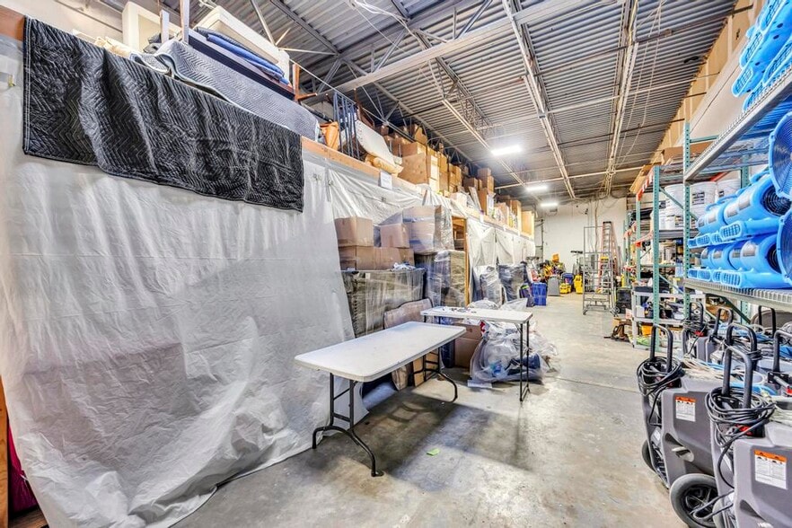 More Photos Of 2231 Fifth Ave, Ronkonkoma Warehouse For Sale