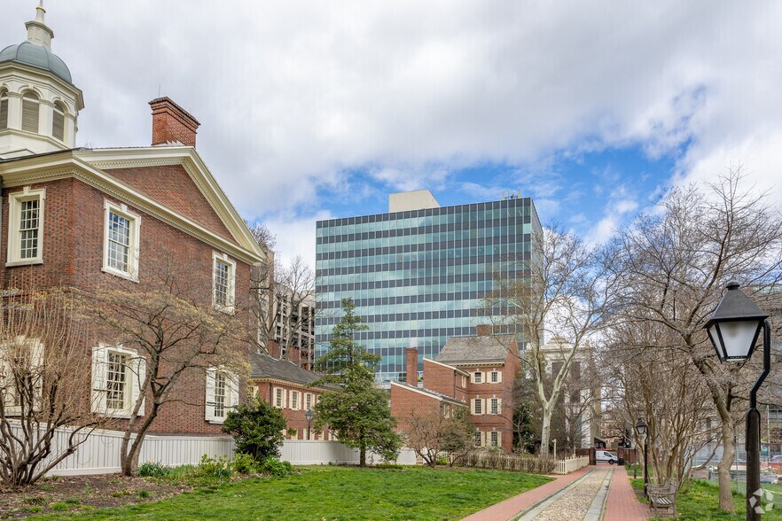 More Photos Of 325 Chestnut St, Philadelphia Office For Lease