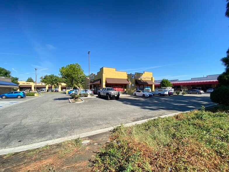 More Photos Of 2085 W Holt Ave, Pomona Unknown For Lease