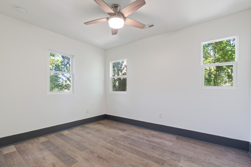 More Photos Of 508-510 E Markison Ave, Columbus Apartments For Sale