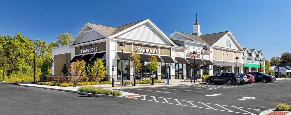 Primary Photo Of 768 Elm St, Concord Restaurant For Lease