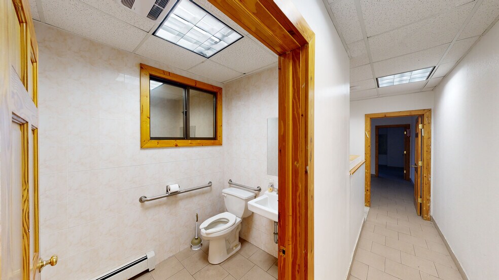 More Photos Of 77-20 74th St, Ridgewood Medical For Lease