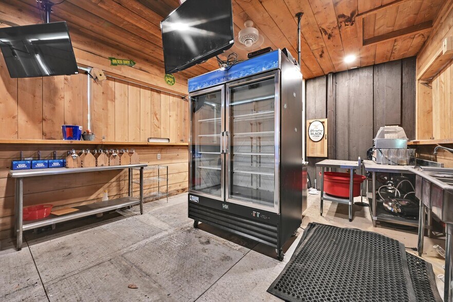 More Photos Of 4741 Route 220, Muncy Valley Restaurant For Sale
