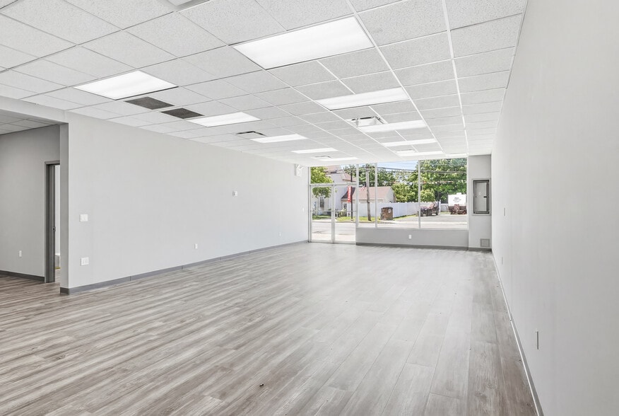 More Photos Of 1905 Bellmore Ave, Bellmore Storefront For Sale