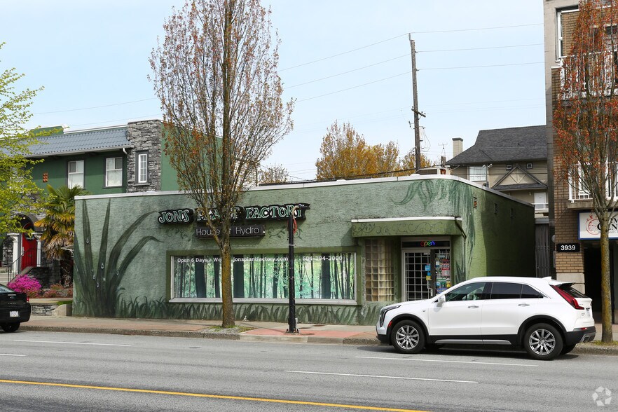 More Photos Of 3925 Hastings St, Burnaby General Retail For Lease