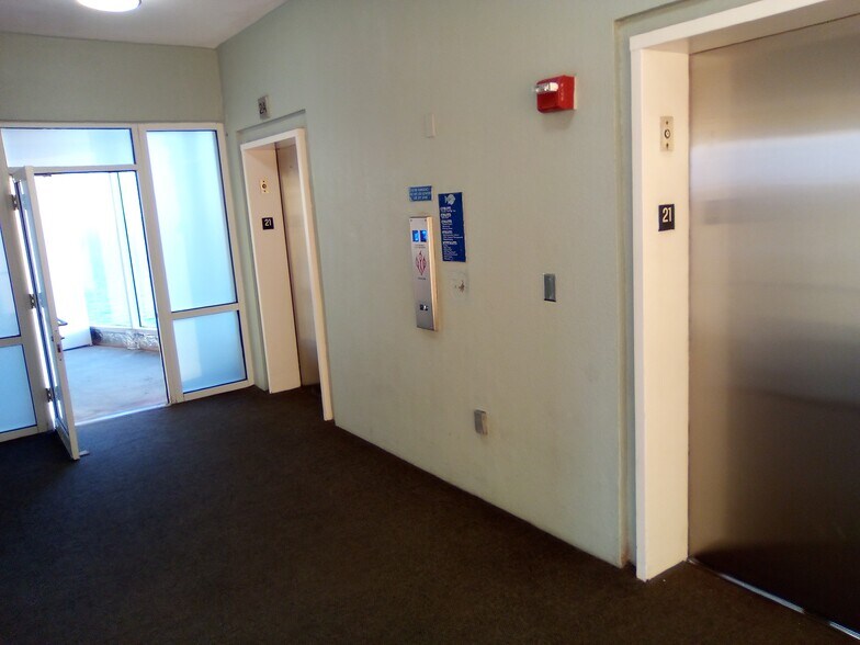 More Photos Of 9860 S Thomas Dr, Panama City Beach Apartments For Sale