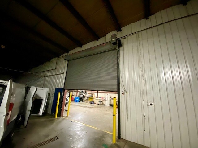 More Photos Of 703 W 13th St, Muncie Warehouse For Sale