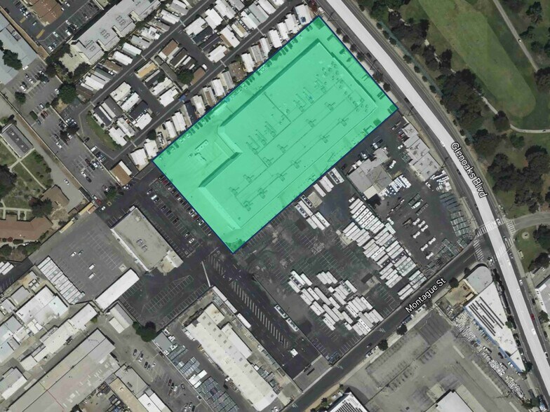 More Photos Of 10445 Glenoaks Blvd, Pacoima Industrial For Lease