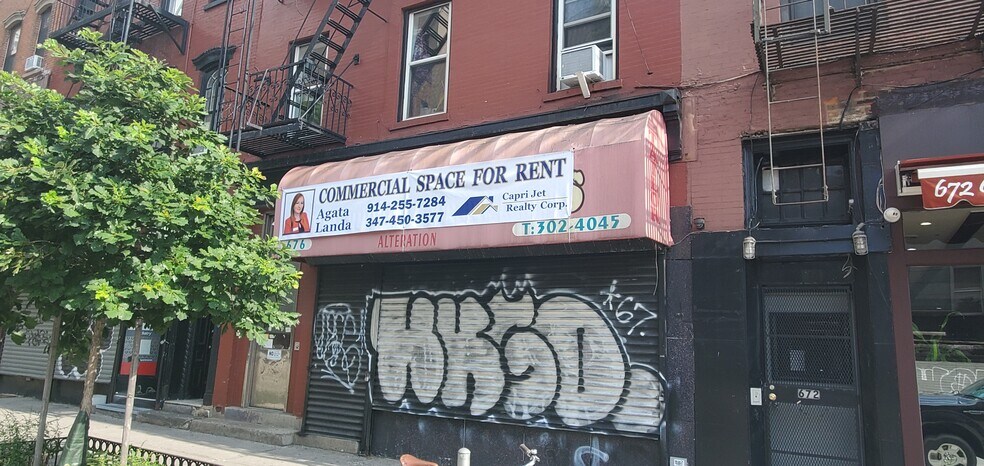Primary Photo Of 676 Grand St, Brooklyn Apartments For Lease