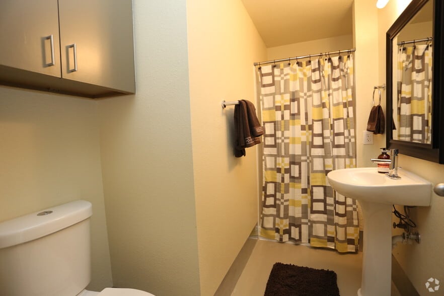 More Photos Of 317 Lexington Ave, San Antonio Apartments For Lease