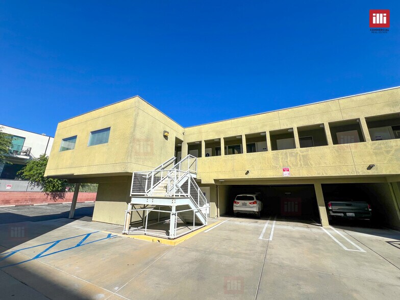 More Photos Of 4721 Laurel Canyon Blvd, Valley Village Medical For Sale