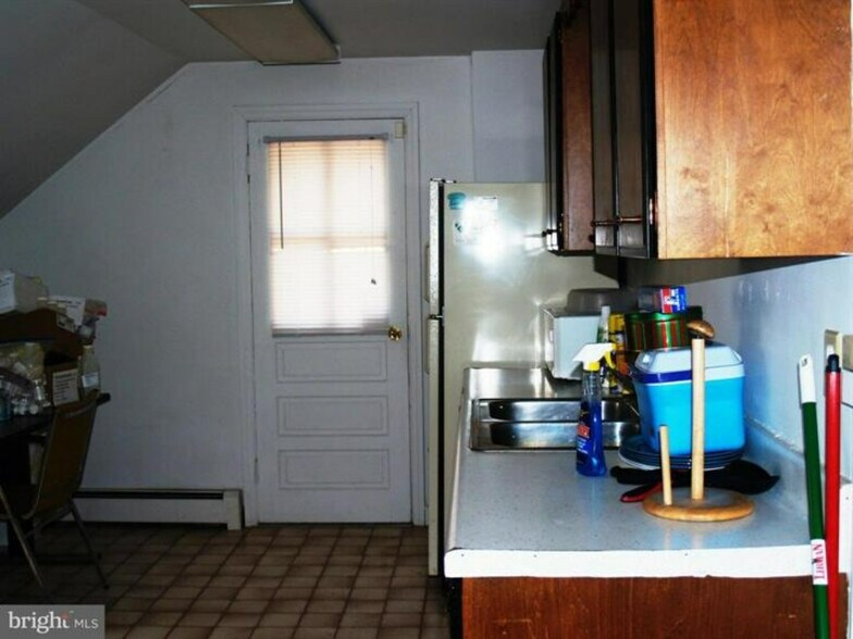 More Photos Of 11712 Big Pool Rd, Clear Spring Warehouse For Sale