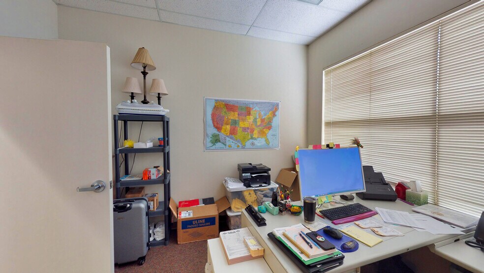 More Photos Of 150 Kendall Point Dr, Oswego Manufacturing For Lease