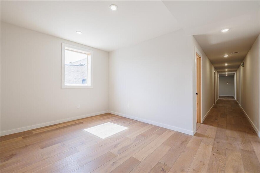 More Photos Of 83 S Main St, Canandaigua Office For Sale