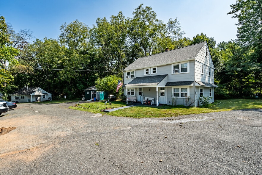 More Photos Of 530 Gravel Pike, Collegeville Apartments For Sale