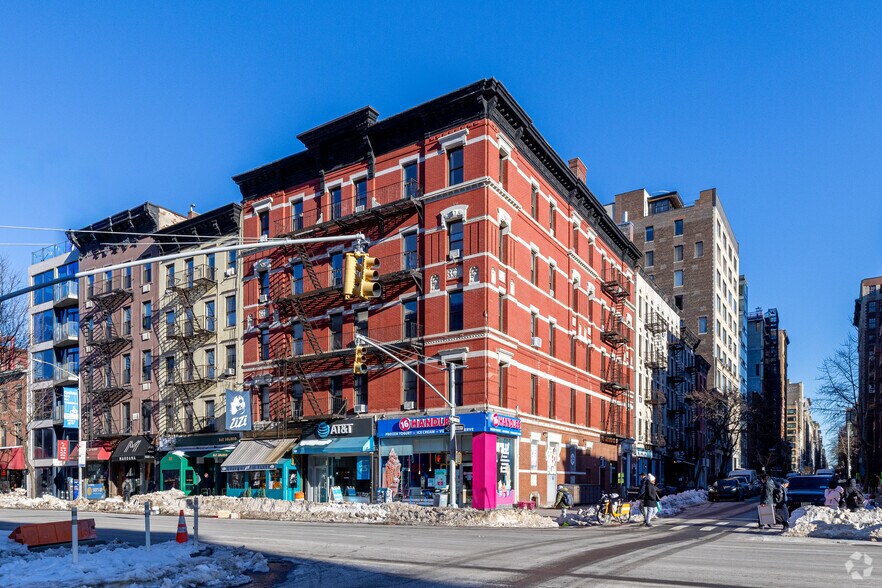 Primary Photo Of 180 8th Ave, New York Apartments For Lease
