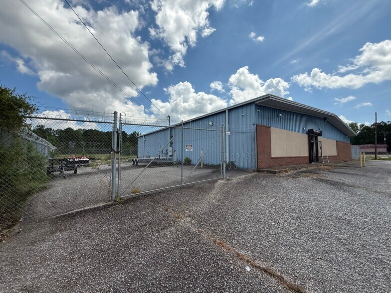 Primary Photo Of 1041 Highway 280/431 Byp, Phenix City Light Distribution For Lease