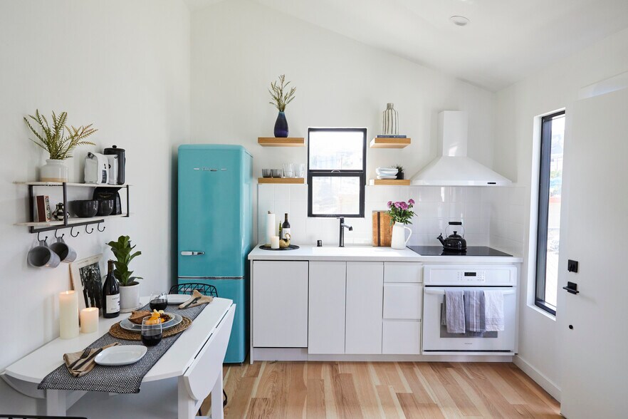 More Photos Of 908-912 Everett St, Los Angeles Apartments For Sale