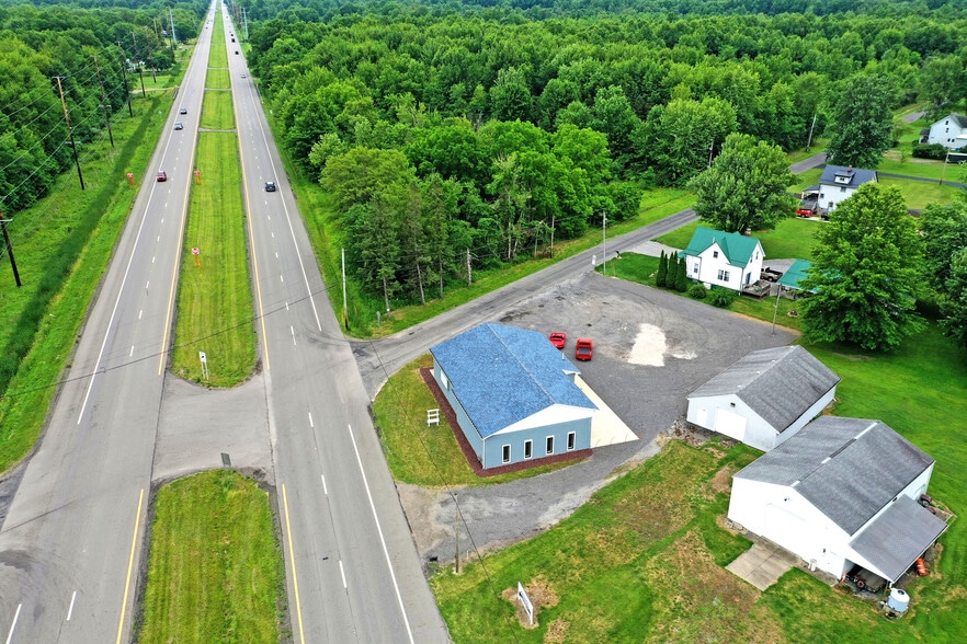 More Photos Of 3019 Parkman Rd NW, Warren Flex For Sale