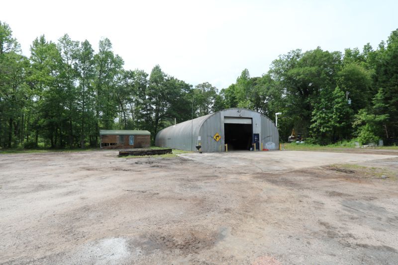 More Photos Of 430-440 Milford Church Rd, Taylors Industrial For Lease