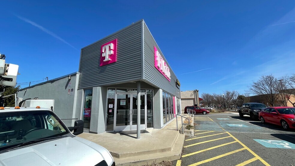 More Photos Of 7262 Columbia Pike, Annandale Freestanding For Lease