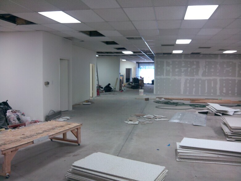 More Photos Of 112 E Market St, Stockton Storefront For Sale