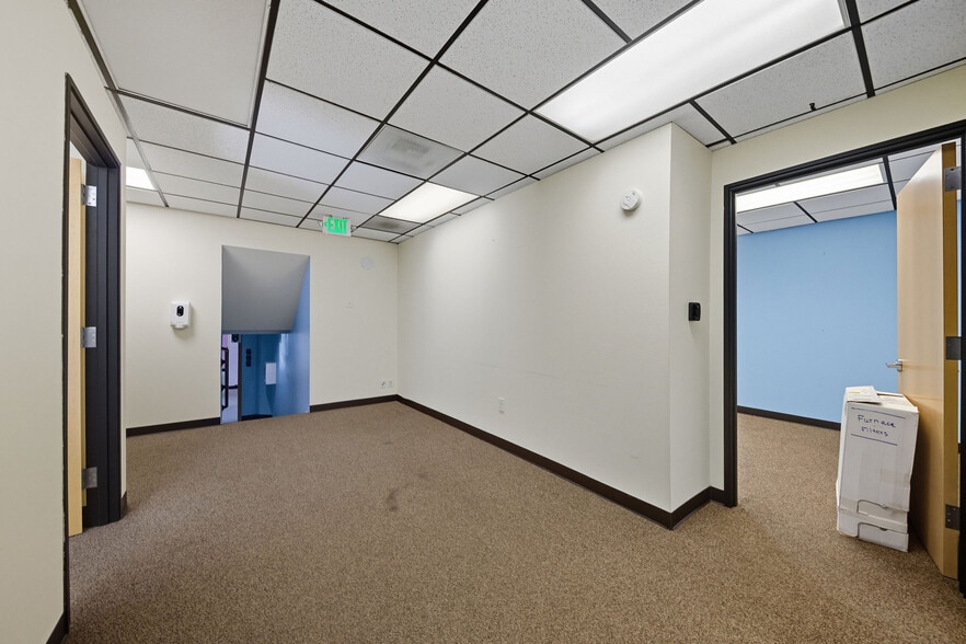 More Photos Of 1021 S El Camino Real, San Mateo Office For Sale