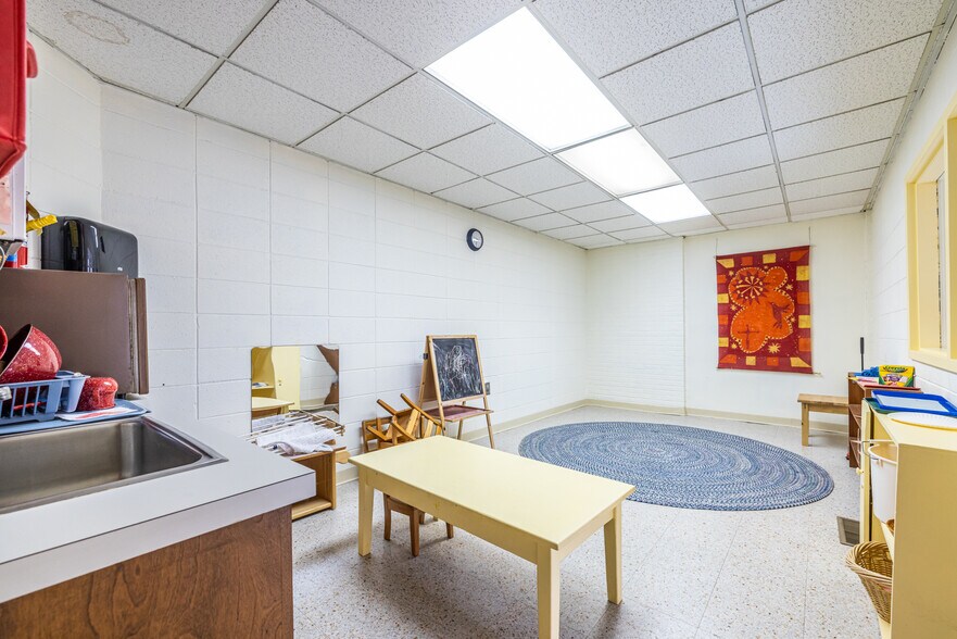 More Photos Of 1790 Lavista Rd NE, Atlanta Specialty For Lease