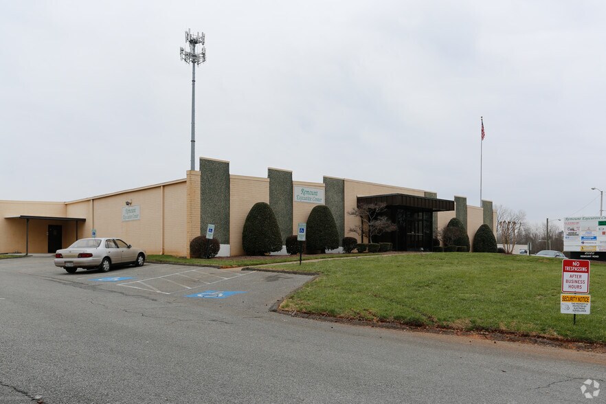 More Photos Of 2020 Remount Rd, Gastonia Office For Lease