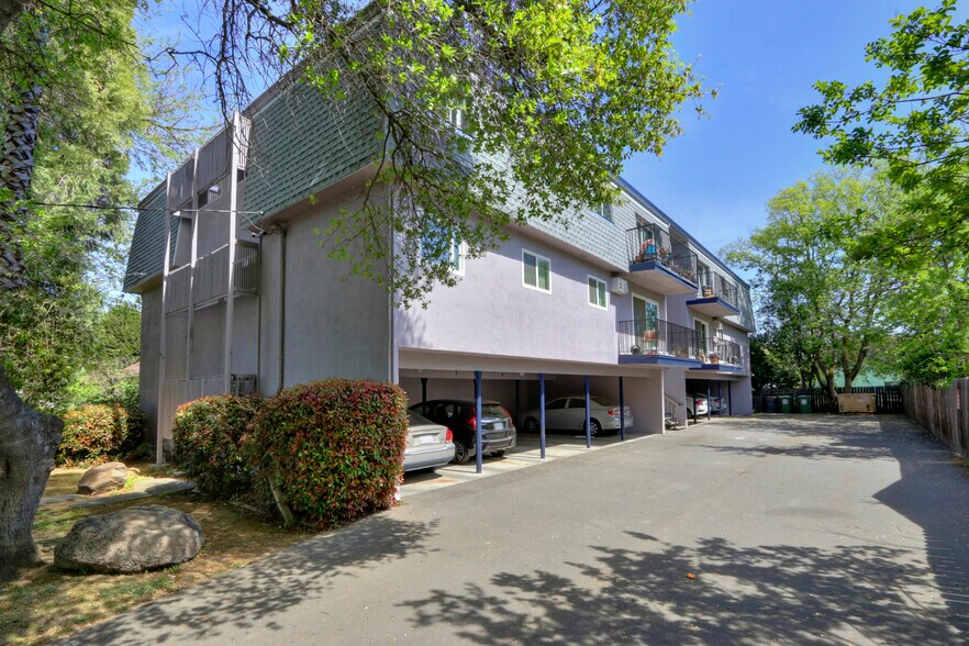 More Photos Of 230 J St, Davis Apartments For Sale