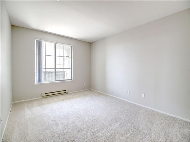 More Photos Of 240 3rd St, Oakland Apartments For Lease