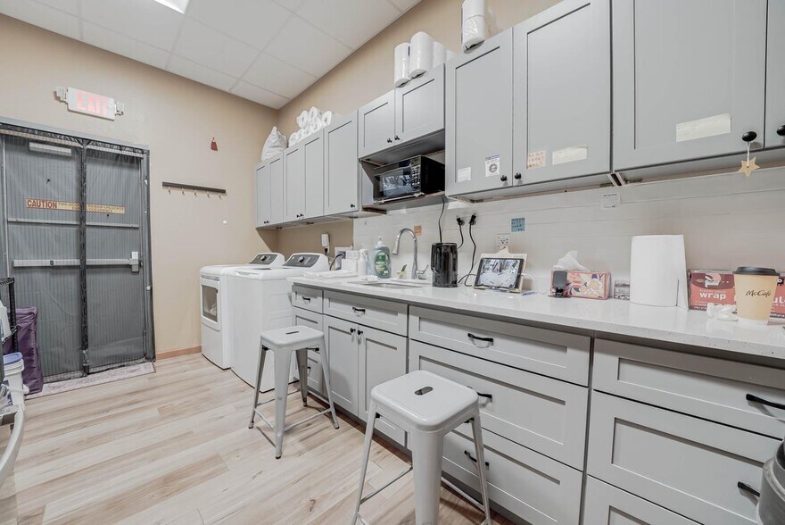 More Photos Of 25691 Smotherman Rd, Frisco Storefront Retail Office For Sale