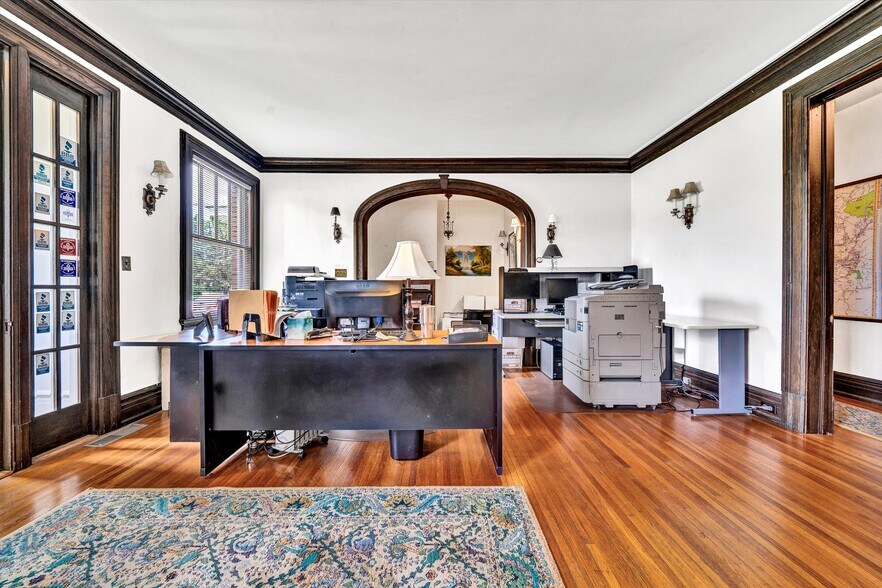 More Photos Of 1736 Grandin Rd SW, Roanoke Apartments For Sale